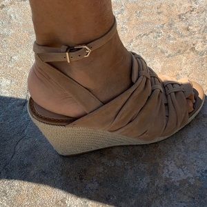 Ankle strap Sandal